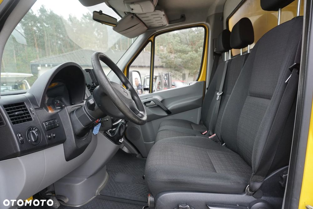 Mercedes-Benz Sprinter - 7