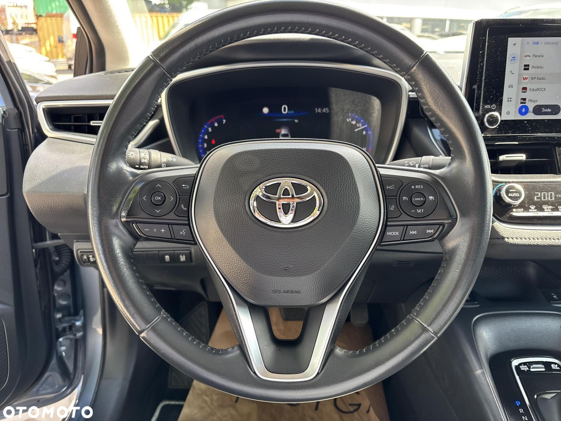 Toyota Corolla - 10
