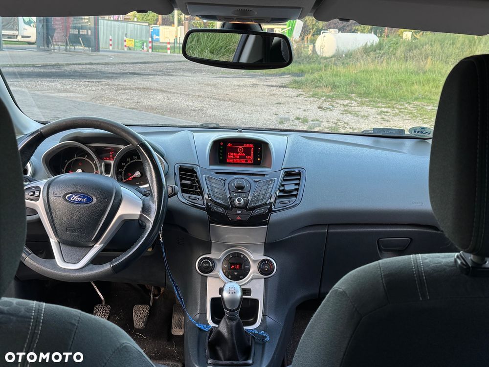 Ford Fiesta 1.25 Champions Edition - 9