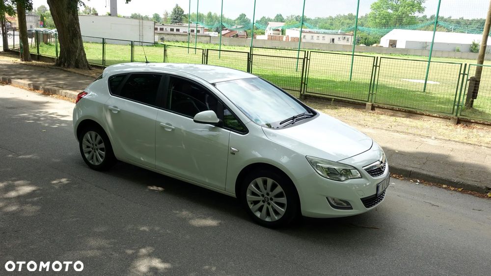 Opel Astra 1.4 Turbo - 36