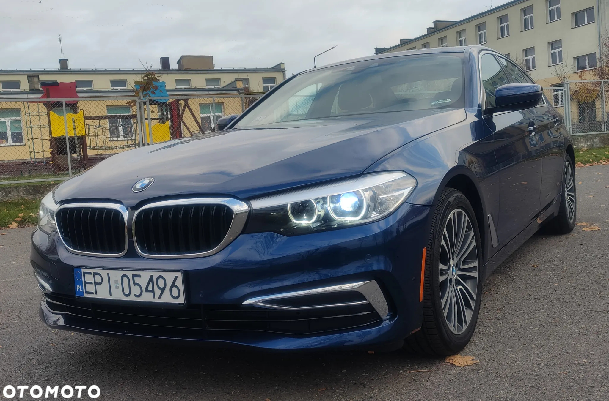 BMW Seria 5 530i GPF xDrive Sport Line sport - 6