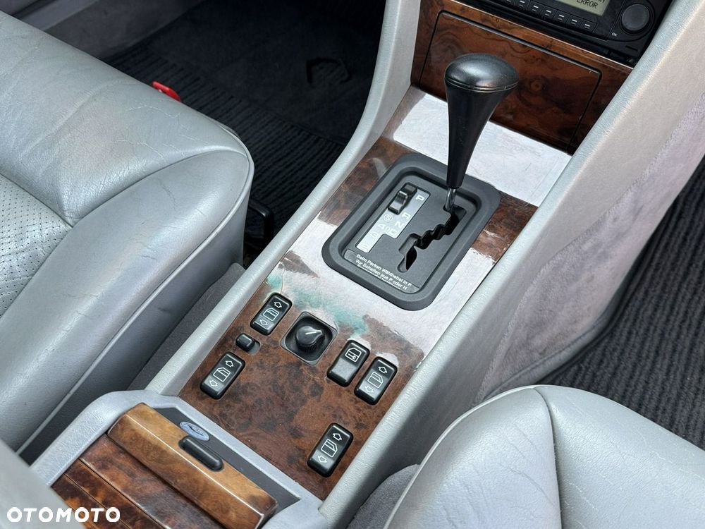Mercedes-Benz W124 (1984-1993) - 36