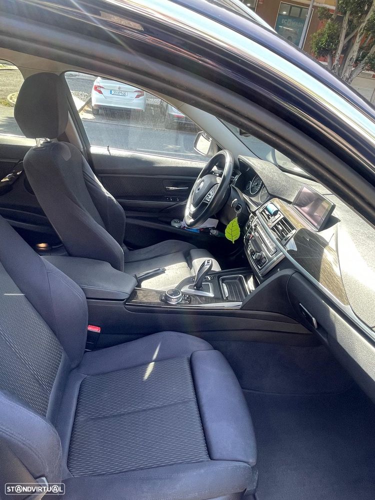 BMW 320 d Auto Line Luxury - 6