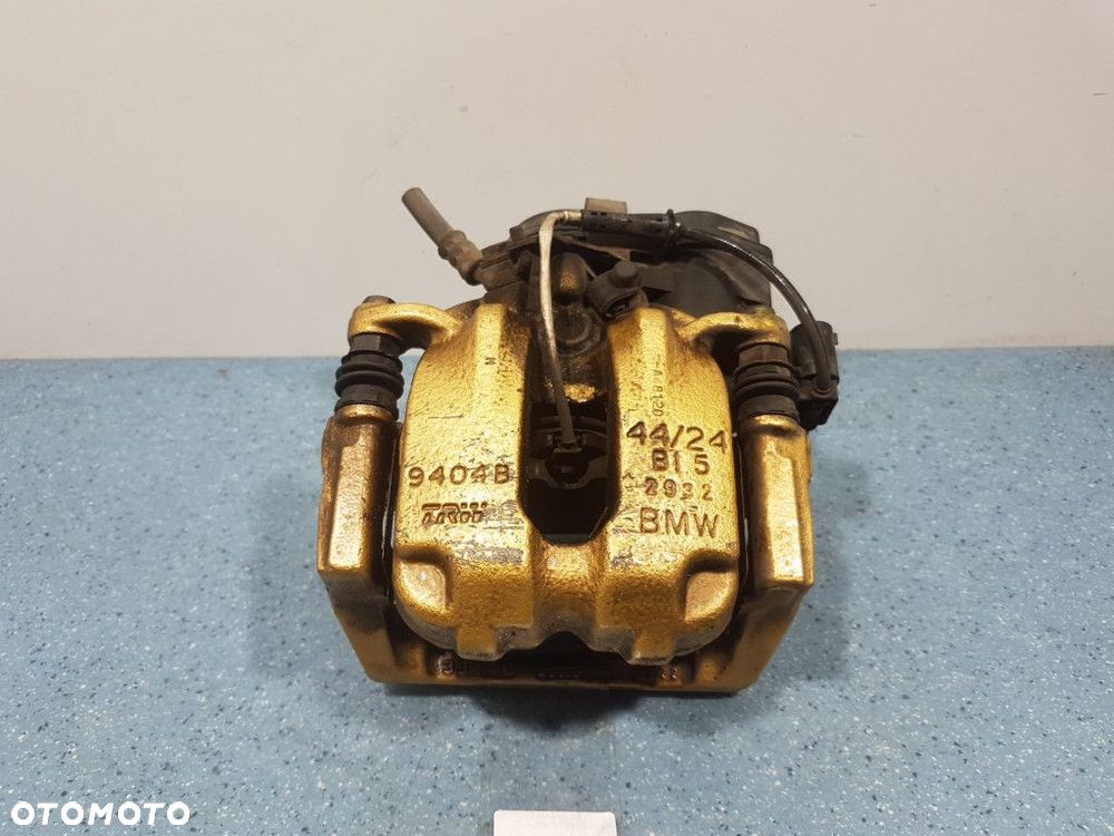 BMW M6 F06 M5 F10 F12 ZACISK HAMULCOWY TYŁ PRAWY - 1