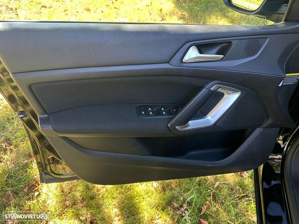 Peugeot 308 SW 1.6 BlueHDi Allure J17 - 15