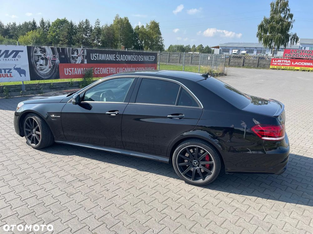 Mercedes-Benz Klasa E 63 AMG S 4-Matic - 5
