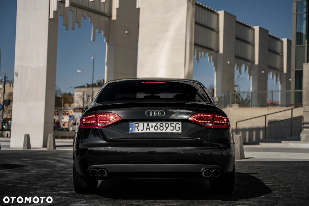 Audi A4 Limousine 2.0 TFSI S line Sportpaket (plus) - 7