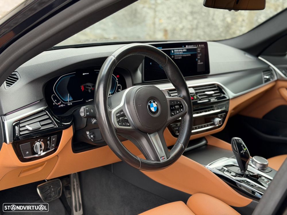 BMW 520 e Pack M - 8