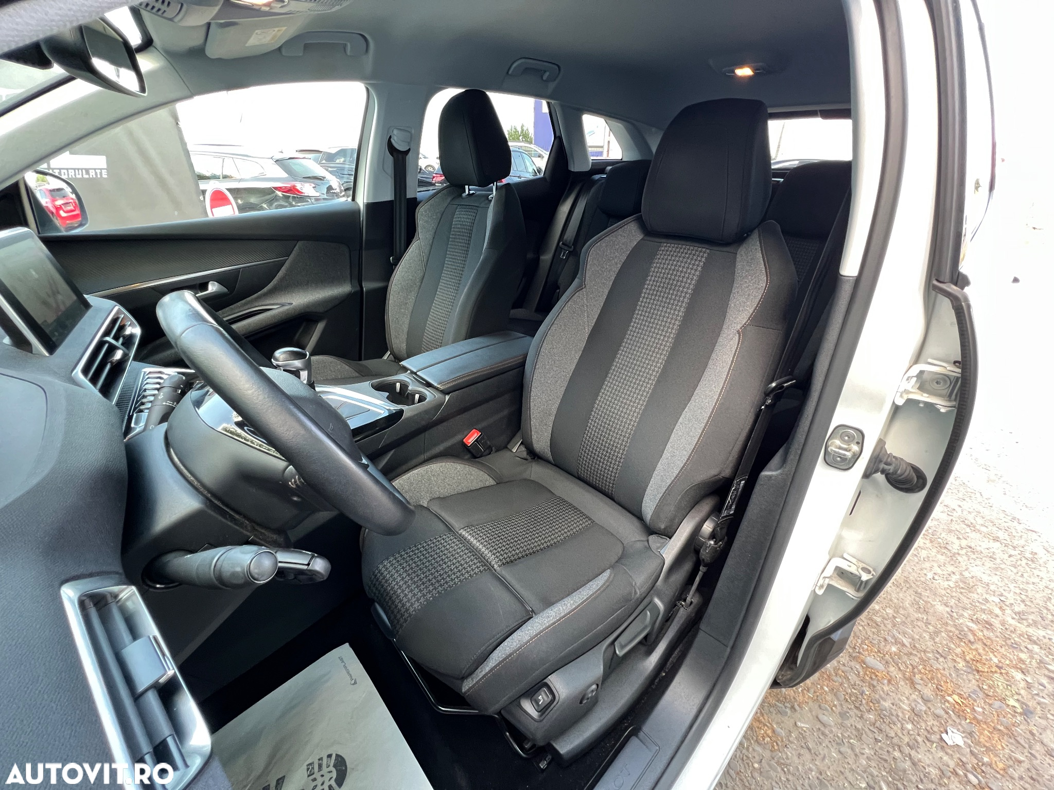 Peugeot 3008 1.5 BlueHDI 130 S&S BVM6 Active Pack - 8
