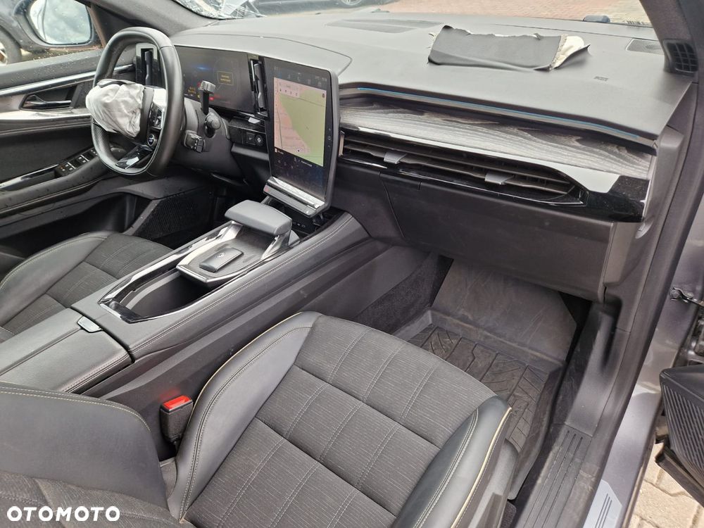 Renault Austral 1.3 TCe mHEV Iconic - 19