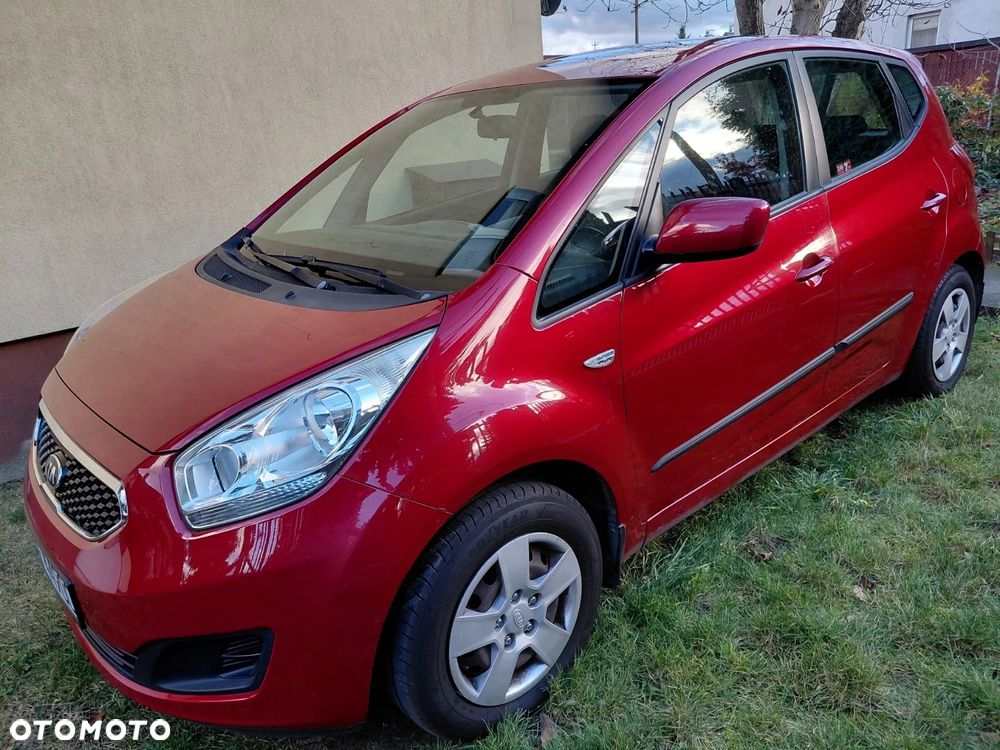 Kia Venga 1.6 L - 4