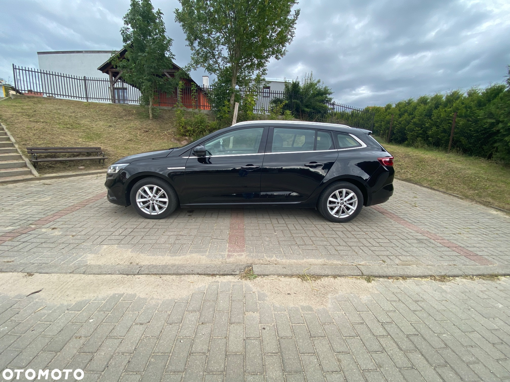 Renault Megane ENERGY TCe 100 INTENS - 6