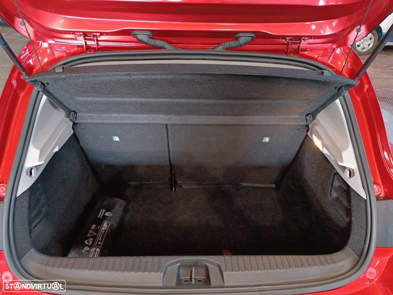 Renault Clio - 6