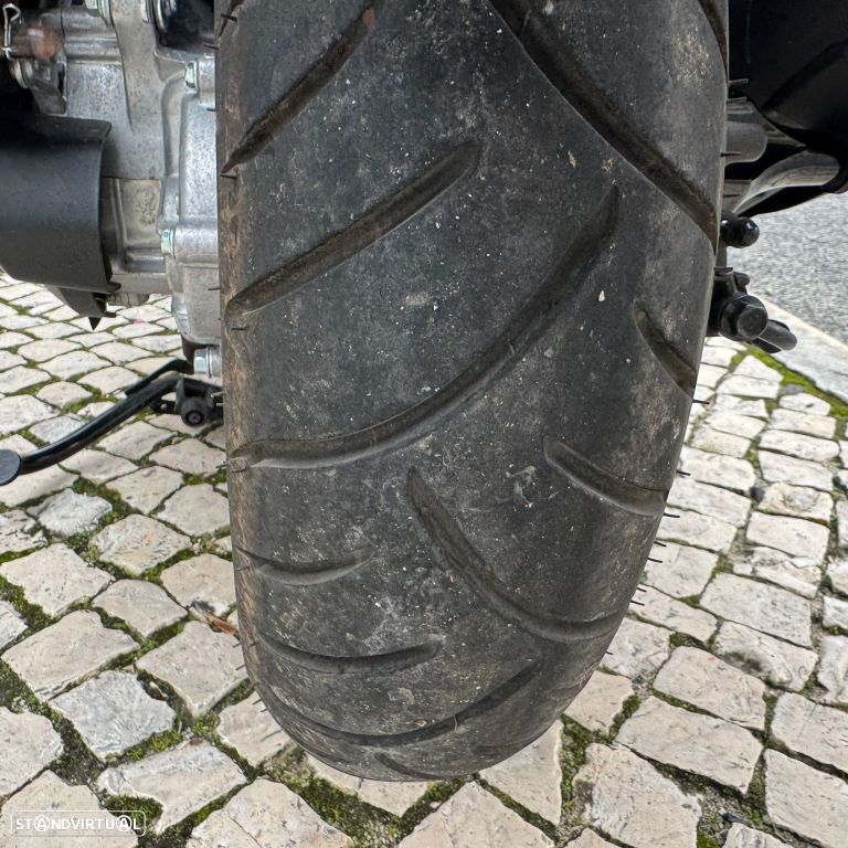 Yamaha NMAX 125 - 17