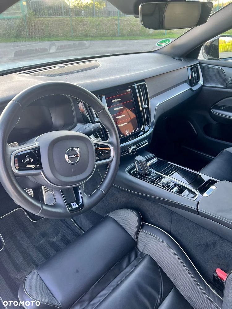 Volvo V60 T8 AWD Twin Engine Geartronic R-Design - 10