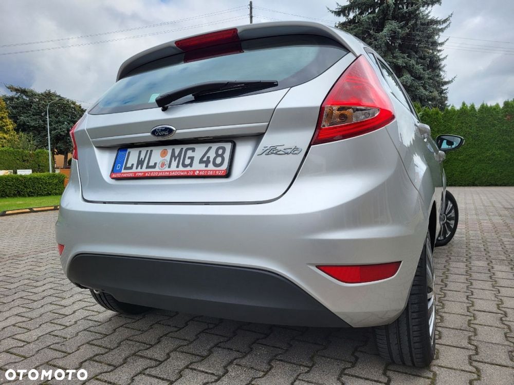 Ford Fiesta - 22