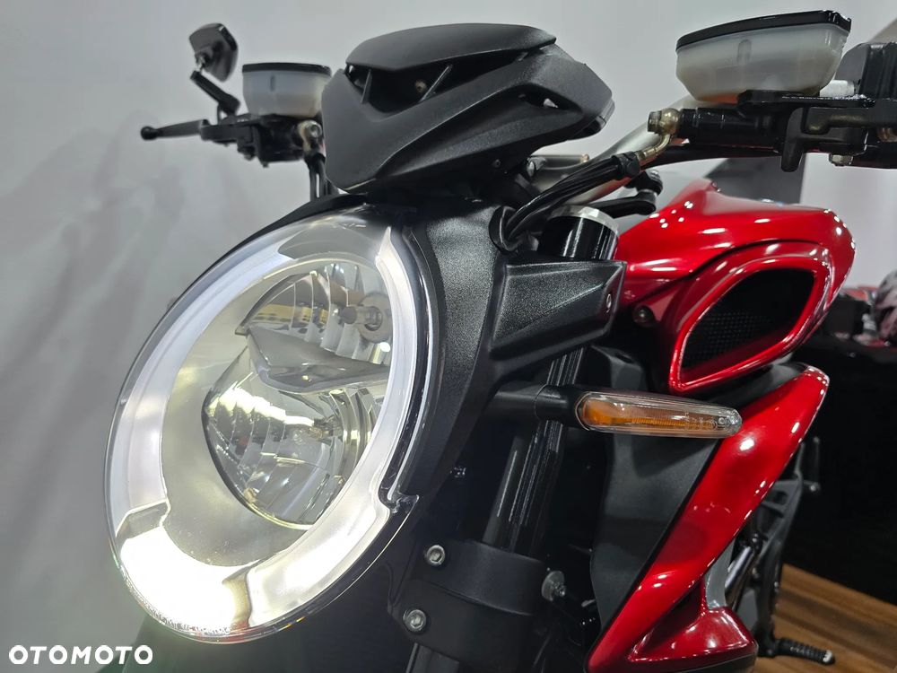 MV AGUSTA Brutale - 18