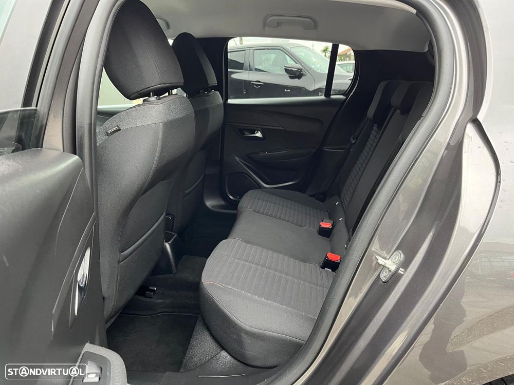 Peugeot 208 1.2 PureTech Active Pack - 24