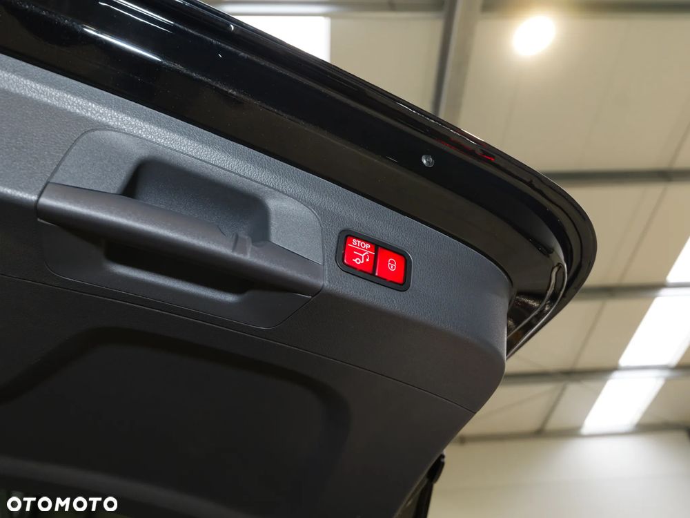 Mercedes-Benz GLE - 38