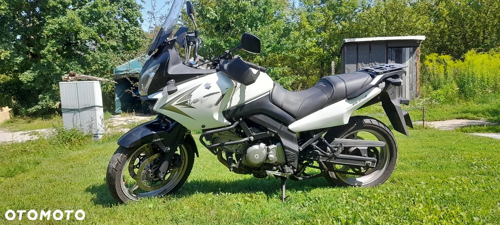 Suzuki V-STROM - 1