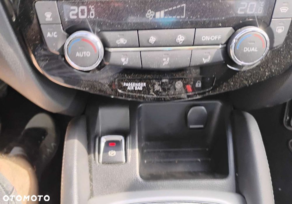 Nissan Qashqai - 17
