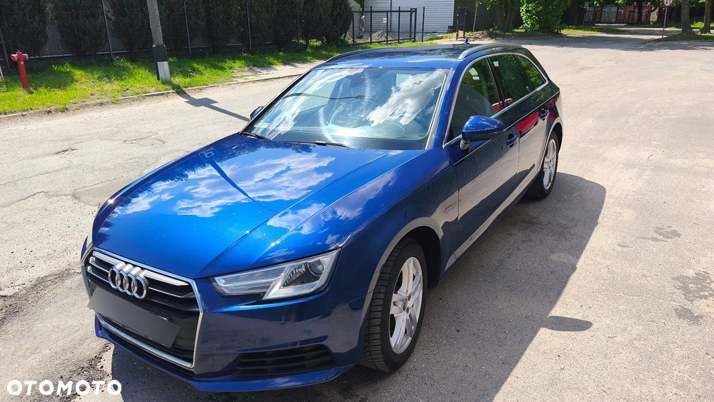 Audi A4 Avant 2.0 TDI S tronic - 1