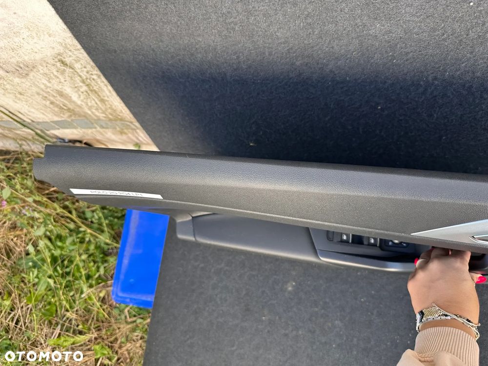 Tapicerka, boczek drzwi lewy przód VW Polo VI 2G 2G4 - 9