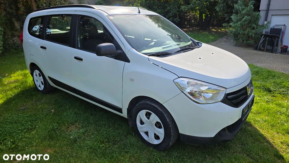 Dacia Lodgy 1.6 MPI 85 Ambiance - 11