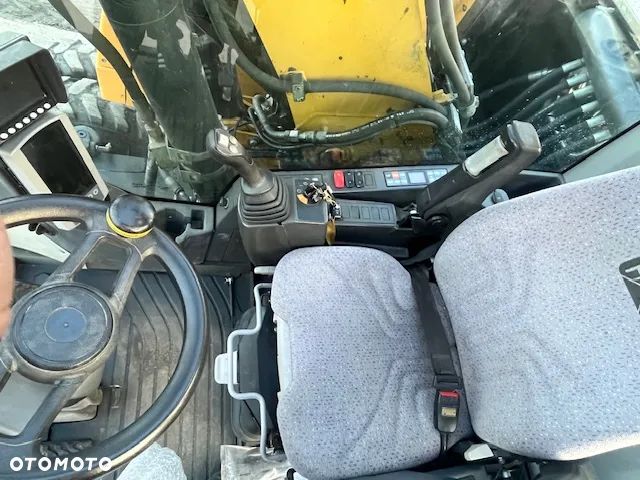 Caterpillar M318F - 5
