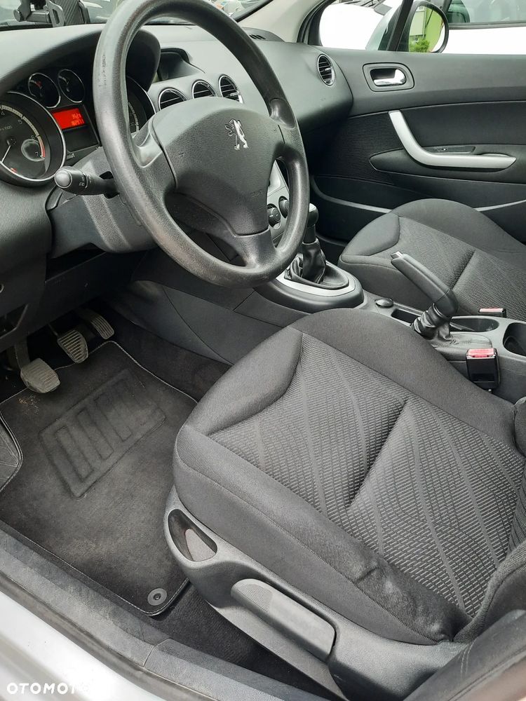 Peugeot 308 2009 photo 3