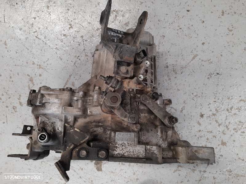 CAIXA VELOCIDADES HYUNDAI LANTRA II 2000 - 1