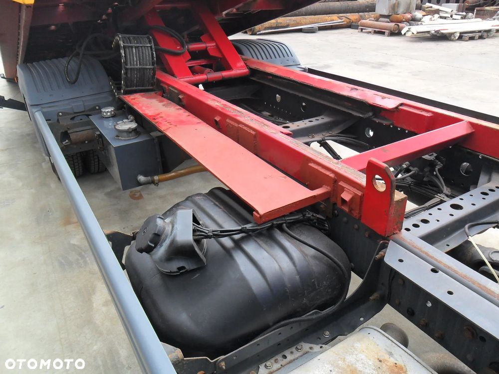 Mercedes-Benz Atego 818 - 19