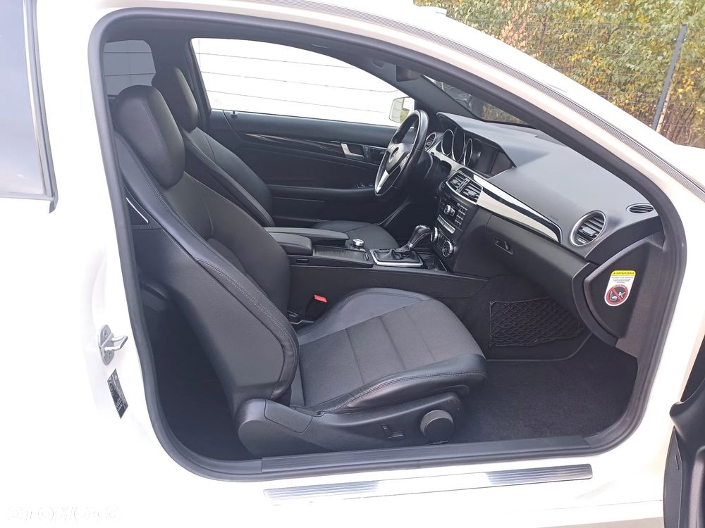 Mercedes-Benz Klasa C - 23