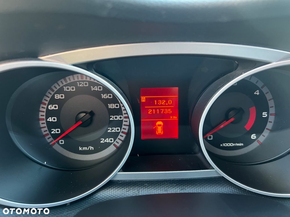 Citroën C-Crosser 2.2 HDi Exclusive - 6