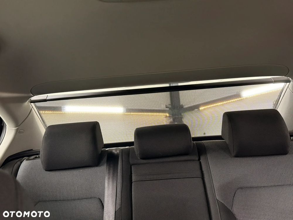 Volkswagen Passat 1.4 TSI BMT Comfortline - 19