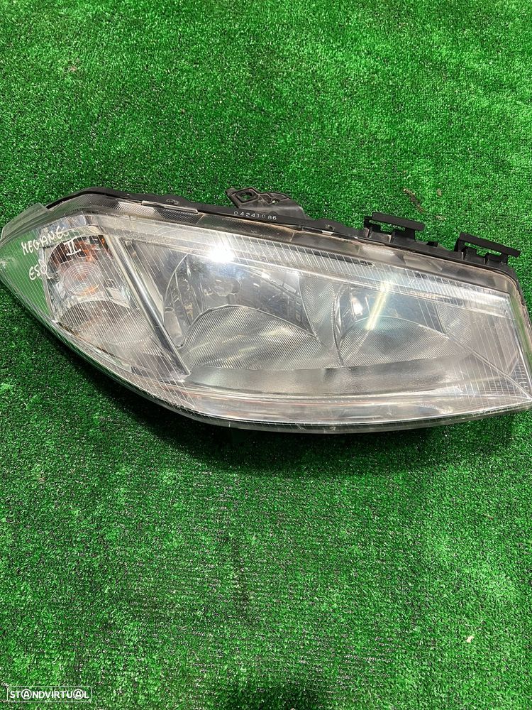 Farol frente direito Renault Megane 2 - 1