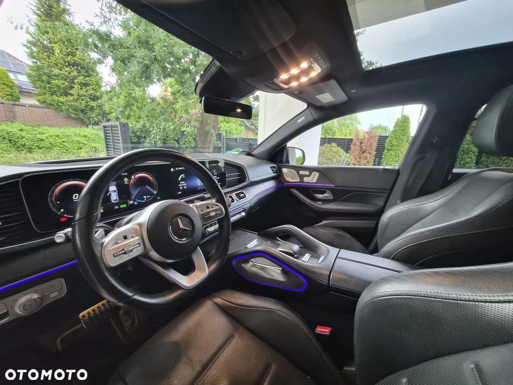 Mercedes-Benz GLE - 28