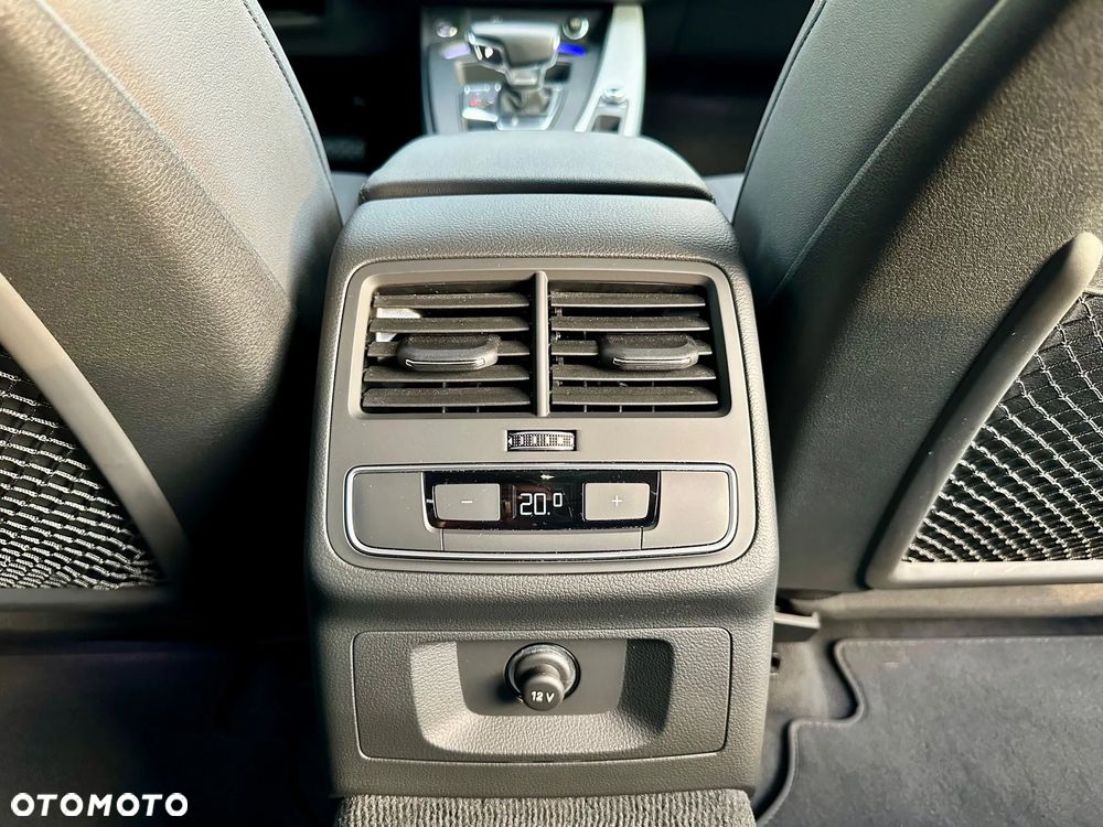 Audi A4 Limousine 35 TFSI mHEV Advanced S tronic - 22