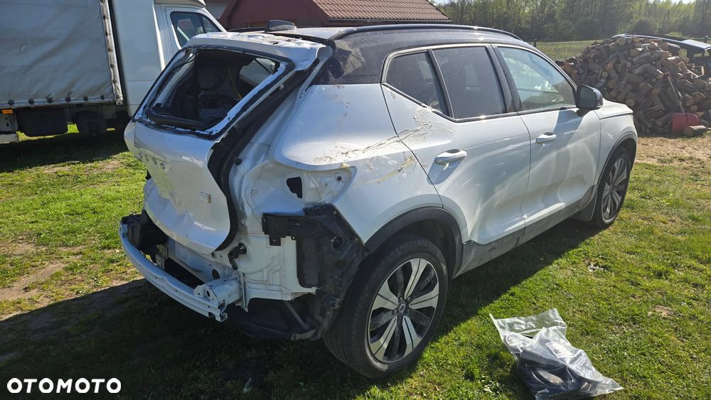 Volvo XC 40 Twin Recharge Plus - 6
