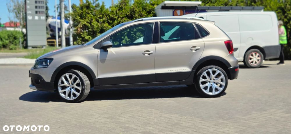 Volkswagen Polo Cross - 8