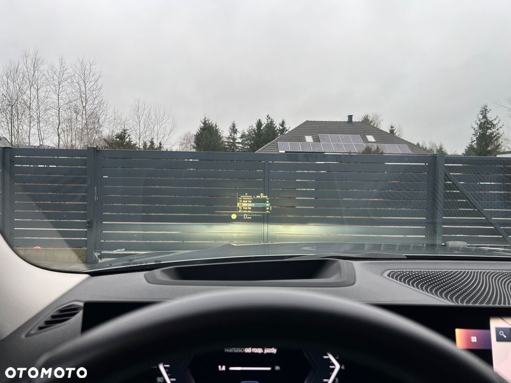 BMW Seria 3 318i - 24