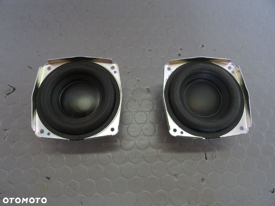 4g0035297 glosnik Bose lewy przod audi a6 c7  4g0 czesci