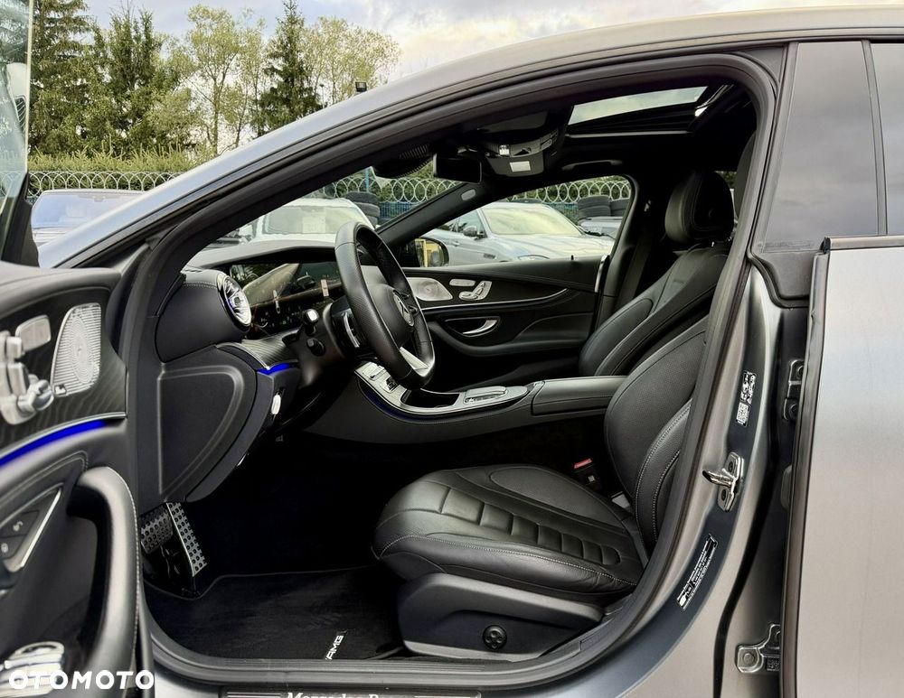 Mercedes-Benz CLS 300 d 4Matic 9G-TRONIC AMG Line - 9