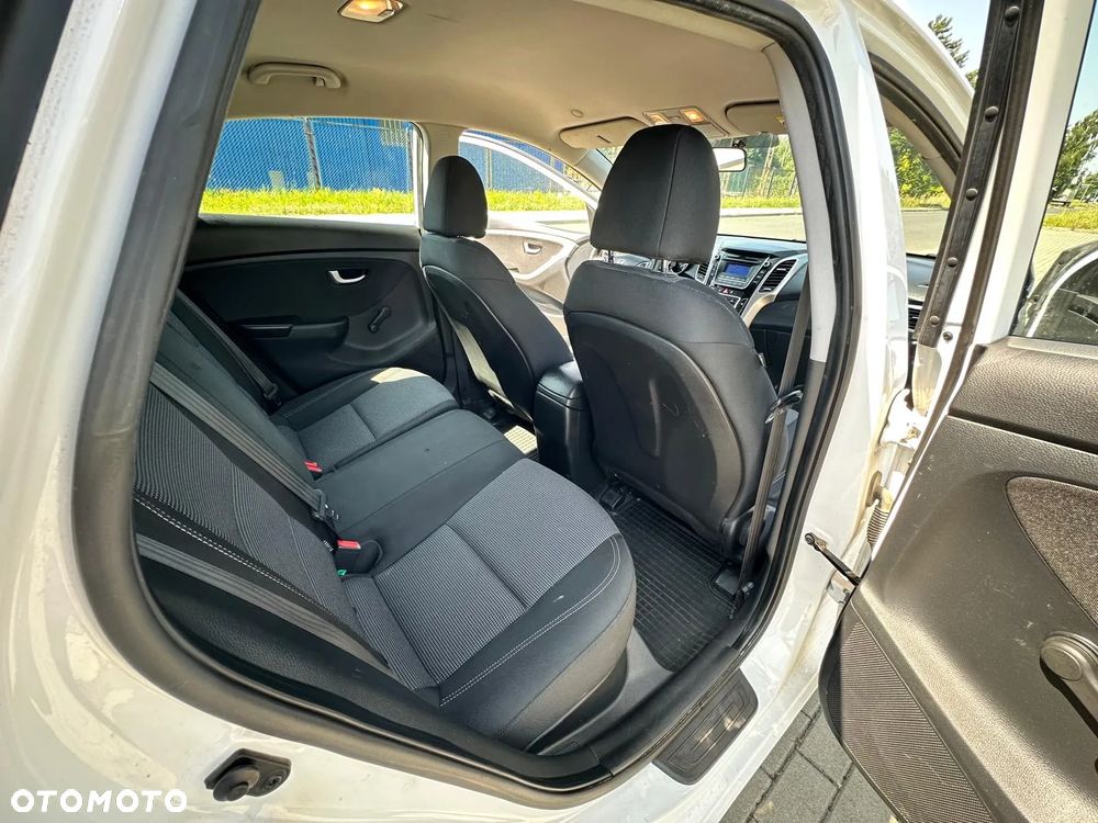 Hyundai i30 1.4 CRDi Classic - 4