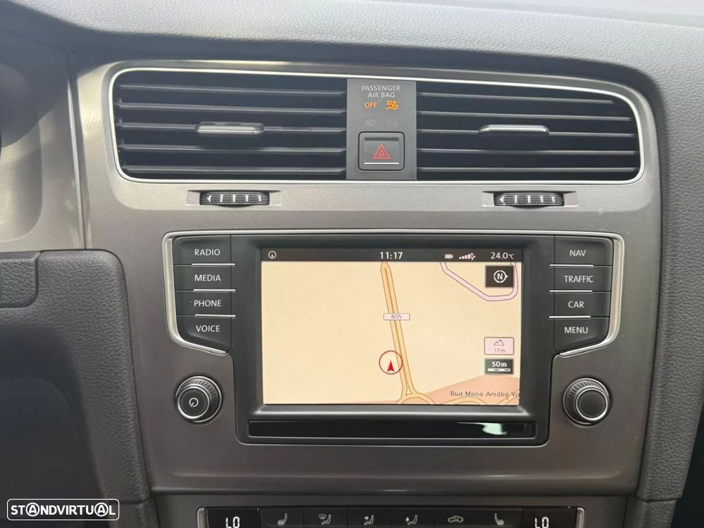 VW Golf 1.6 TDI BlueMotion DSG Comfortline - 28