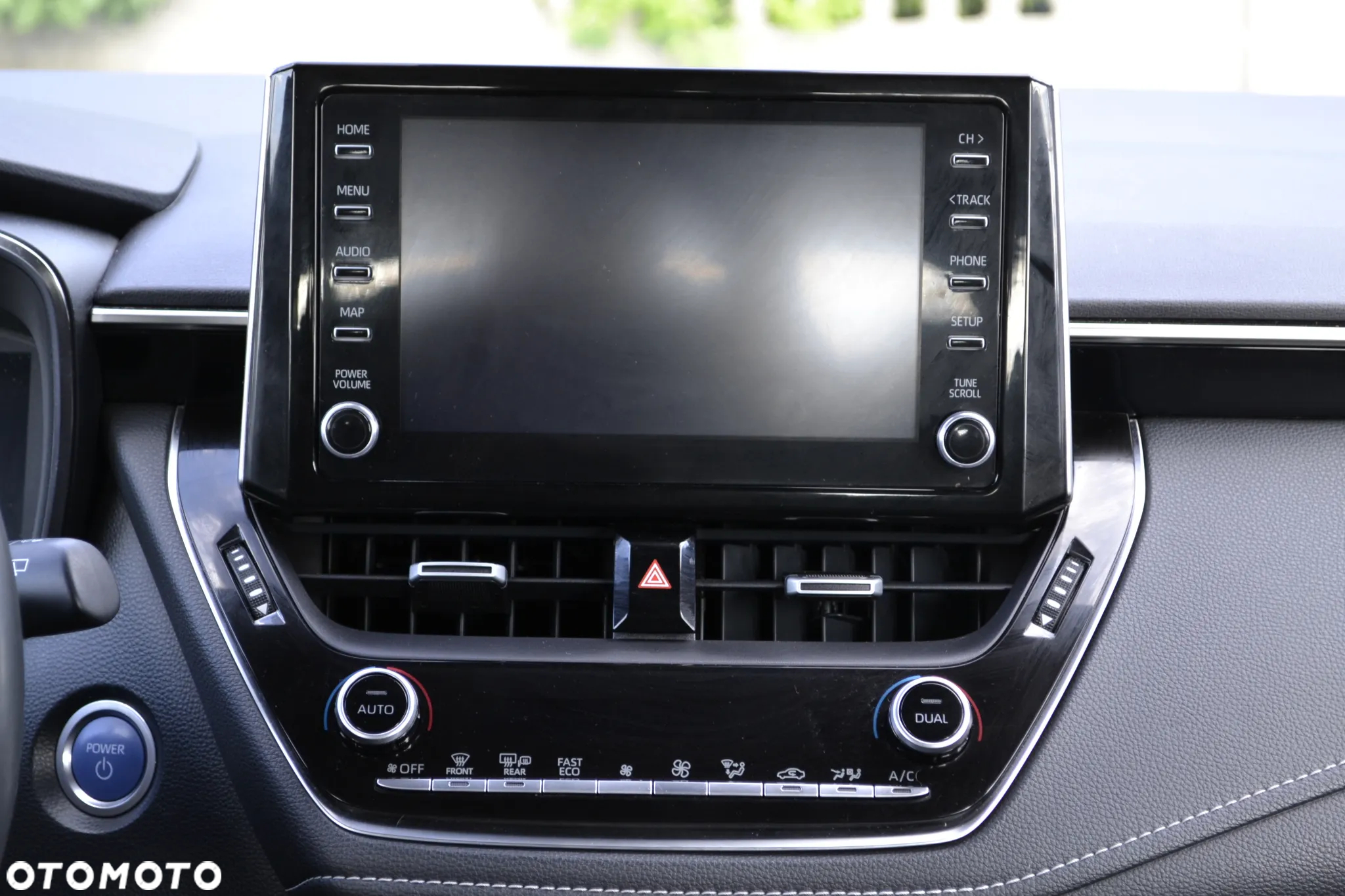 Toyota Corolla 1.8 Hybrid Comfort - 27