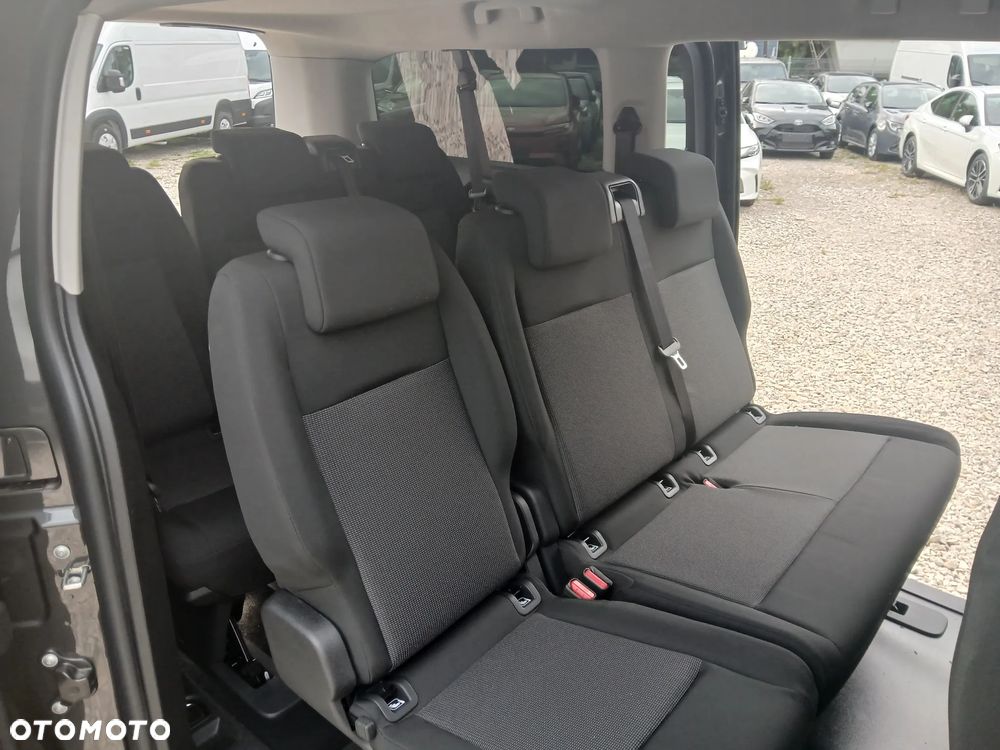 Toyota Proace Verso 2.2 D4-D Long Business - 21