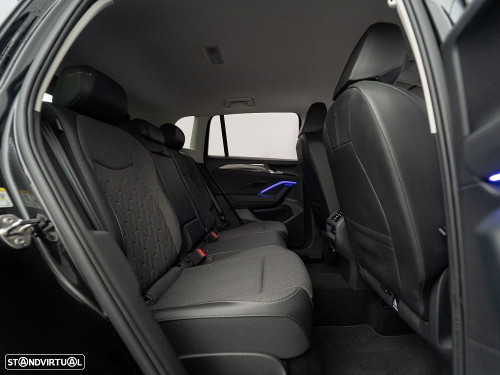 VW Tiguan 2.0 TDI Urban DSG - 51