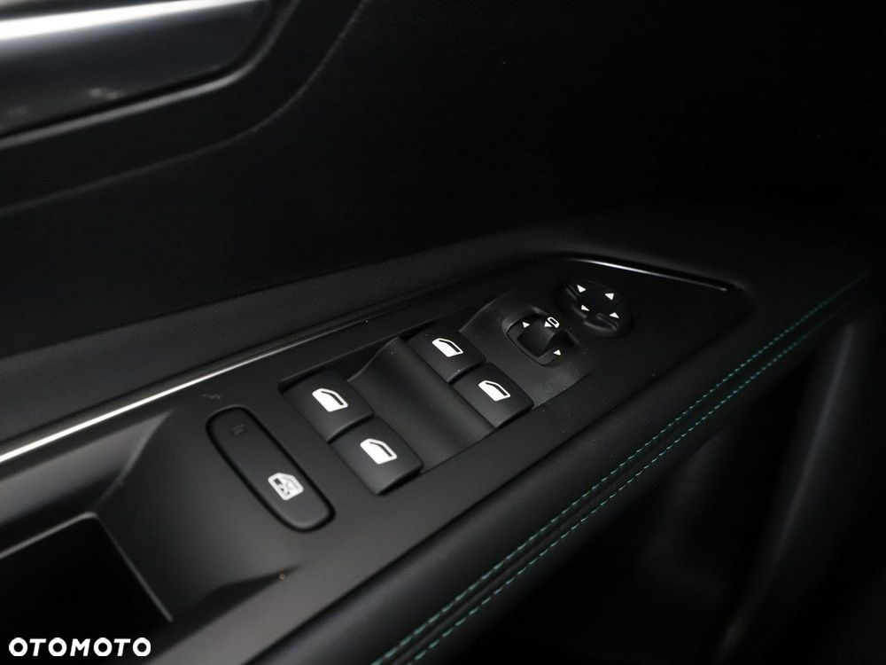 Peugeot 3008 PureTech 130 Stop & Start GPF EAT8 Allure - 39