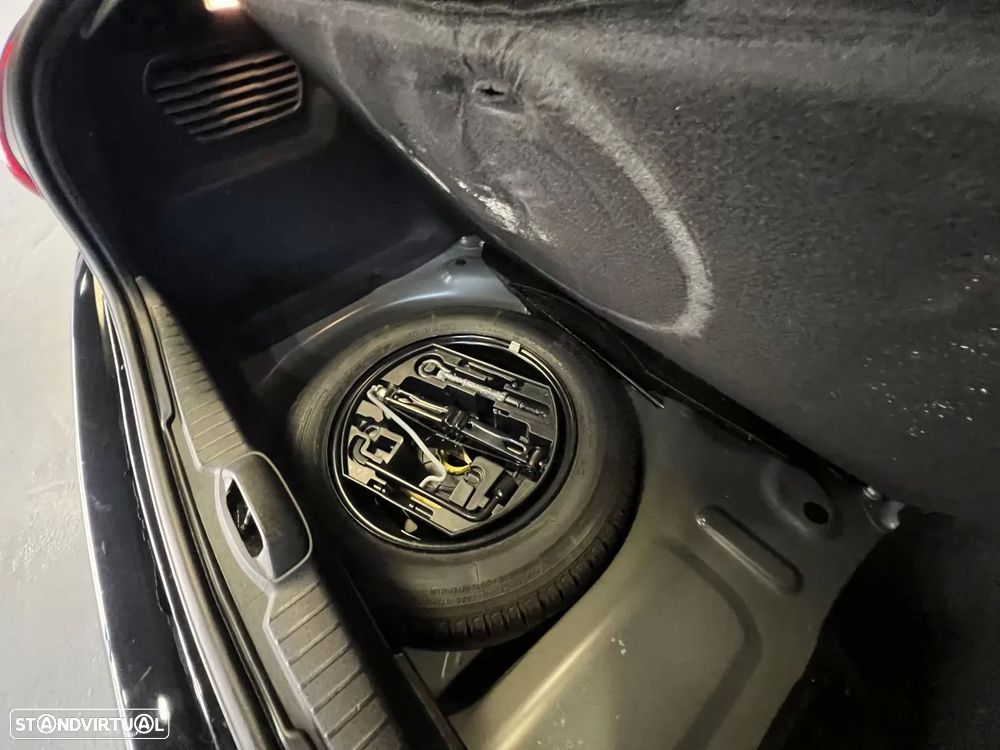 Peugeot 208 1.2 PureTech GT Line - 47